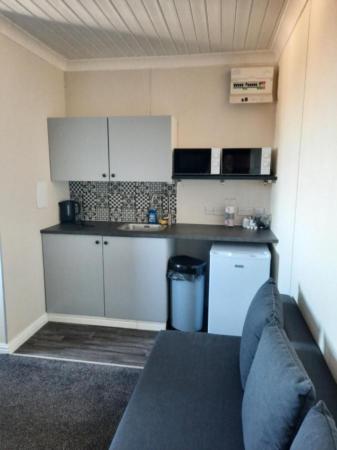 The Townhouse Accommodation 덤프리스 외부 사진