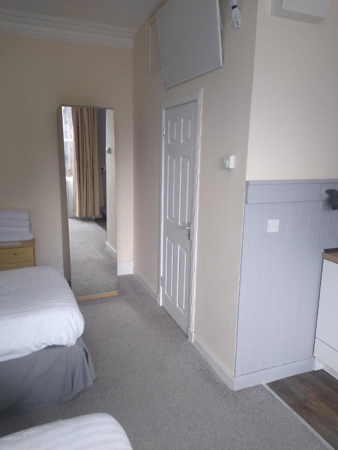 The Townhouse Accommodation 덤프리스 외부 사진