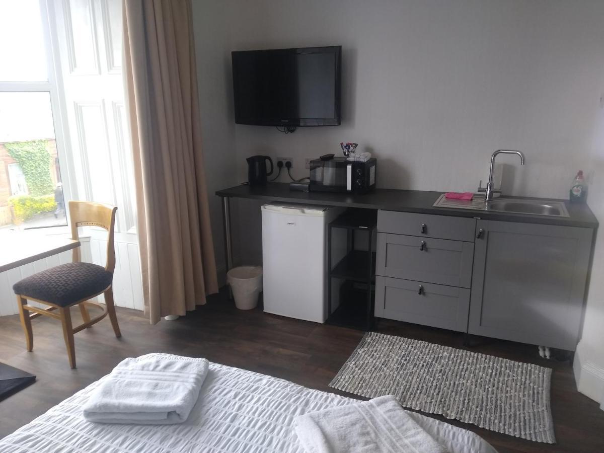 The Townhouse Accommodation 덤프리스 외부 사진