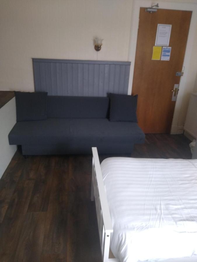 The Townhouse Accommodation 덤프리스 외부 사진