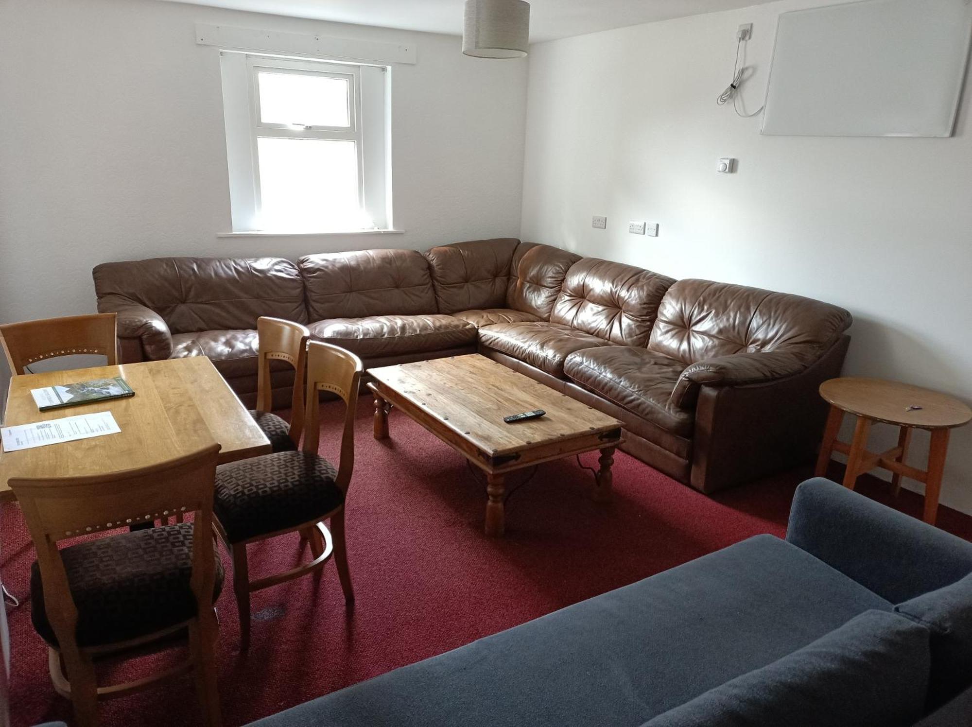 The Townhouse Accommodation 덤프리스 외부 사진